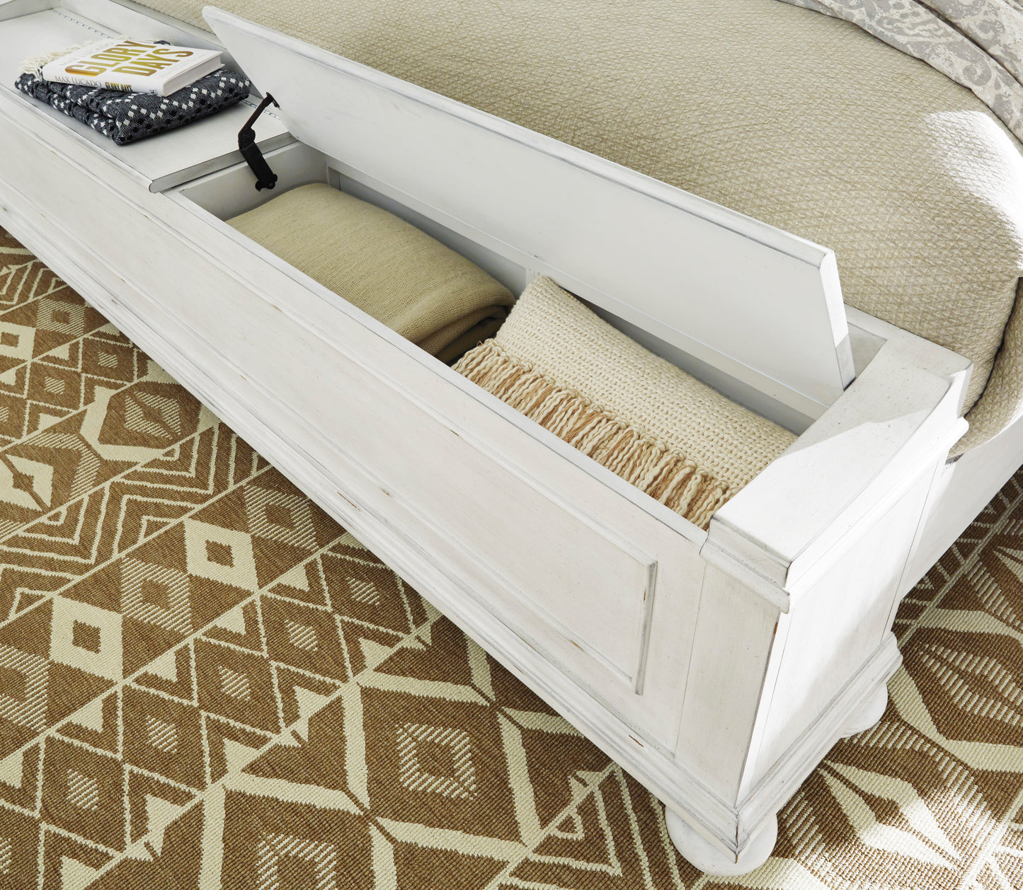 Kanwyn Panel Bed with Storage Bench