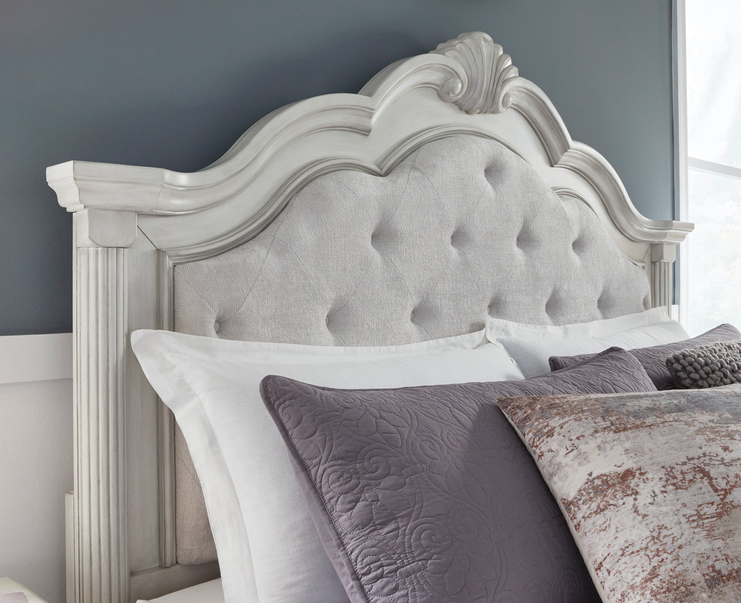 Montelaine Upholstered Panel Bed