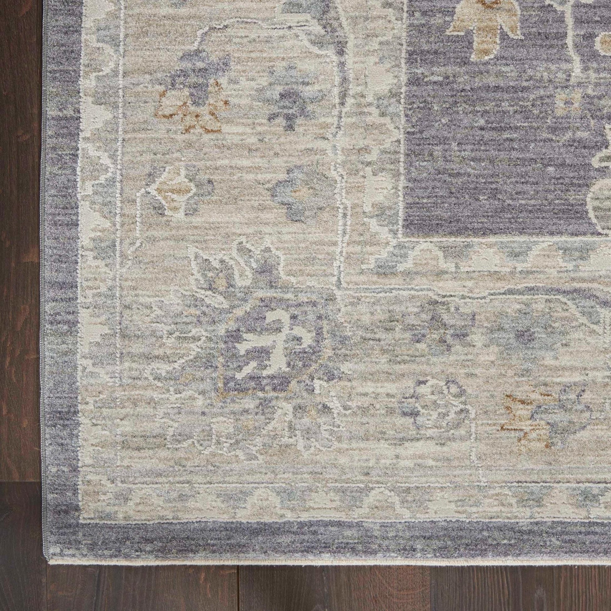 Infinate Farmhouse Floral 5'3" x 7'3 Rug