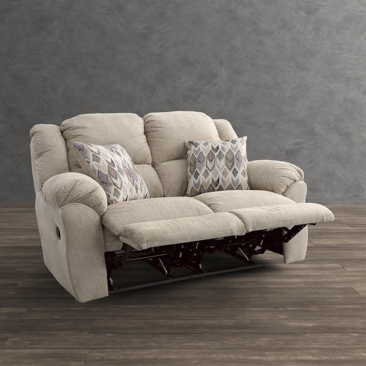 Venture Manual Reclining Loveseat