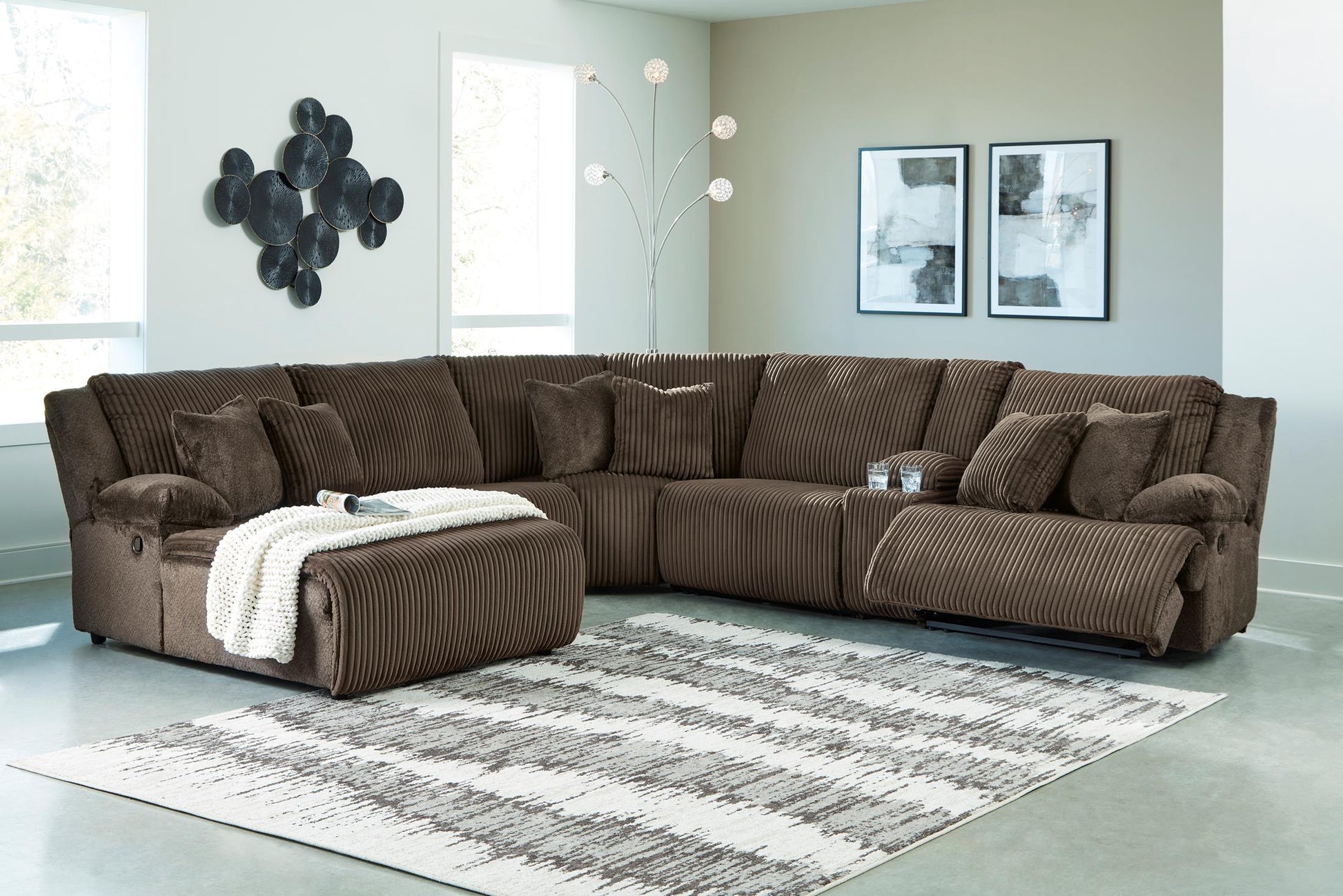 Top Tier Left Facing 6-Piece Reclining Console Sectional with Chaise