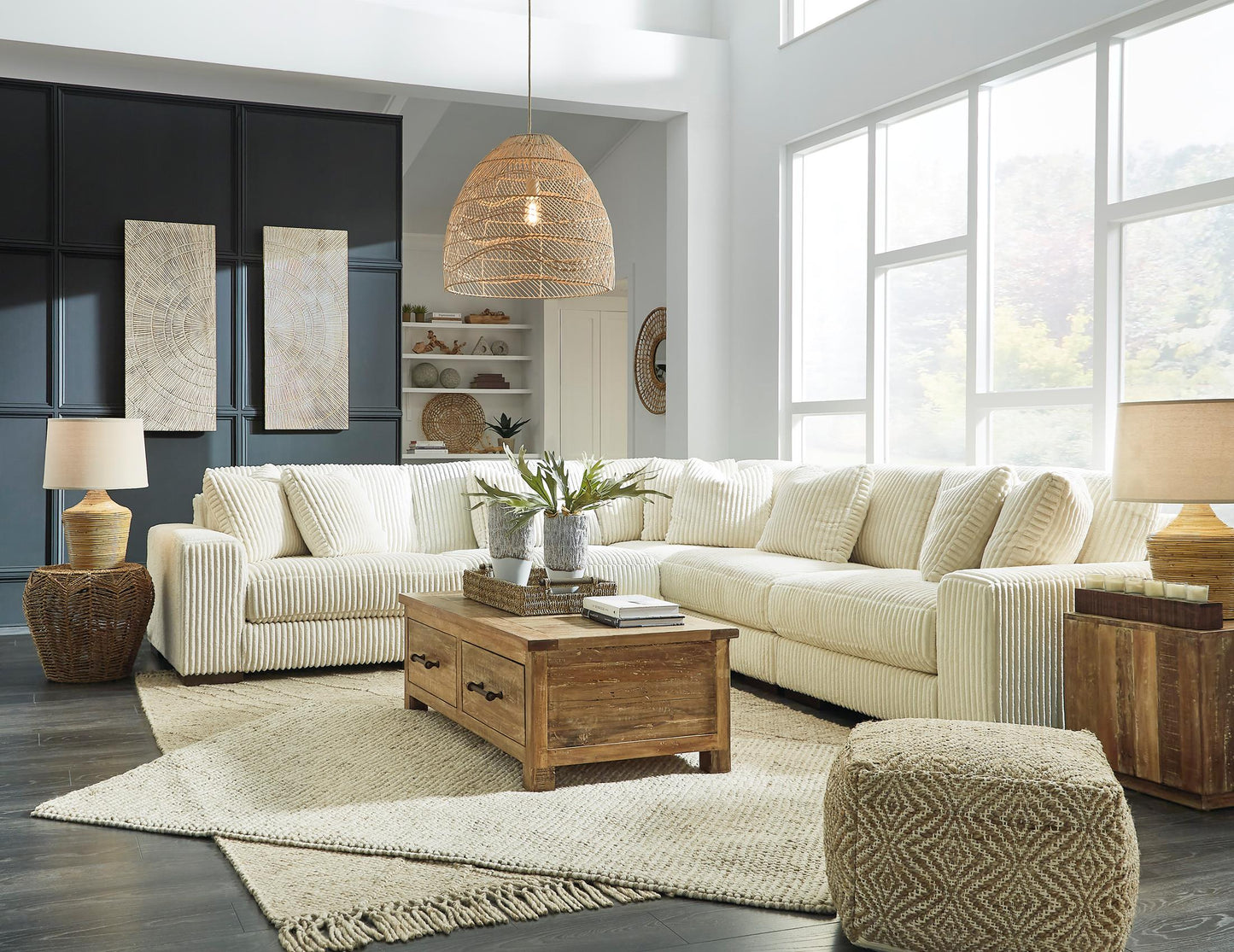 Lindyn 5-Piece Sectional