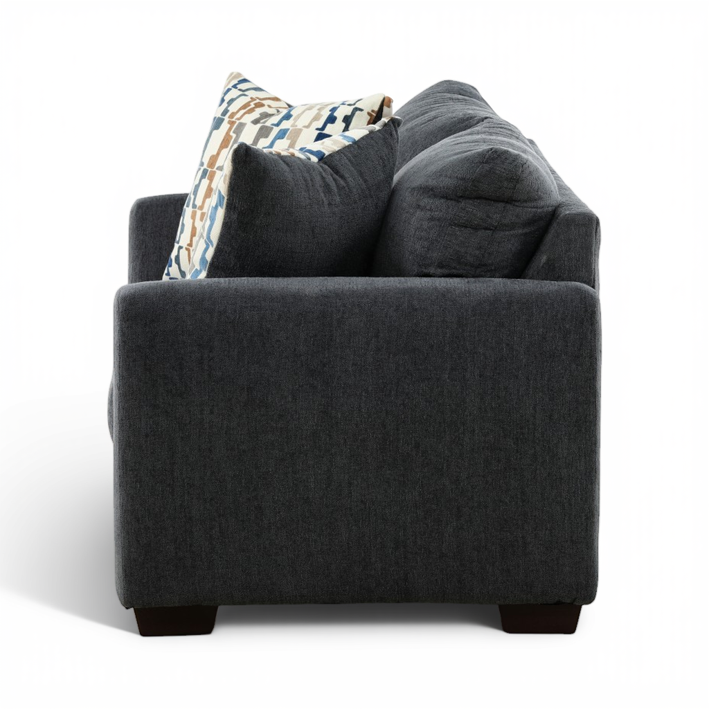 Freeman Loveseat