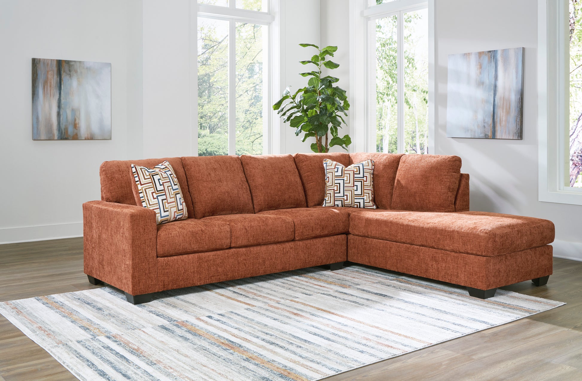 Aviemore 2-Piece Right-Facing Sectional with Chaise