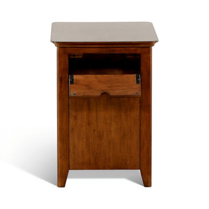 Meadowbrook Chairside Table
