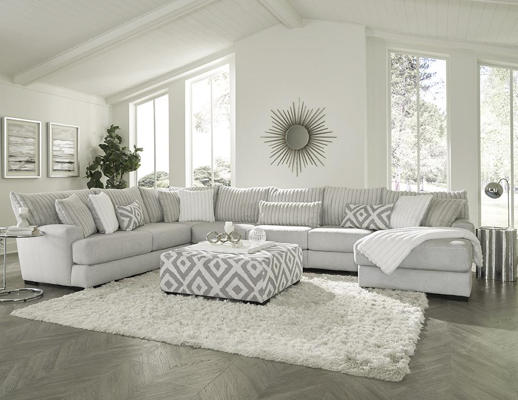 Avelina 4-Piece Left-Facing Sectional Chaise