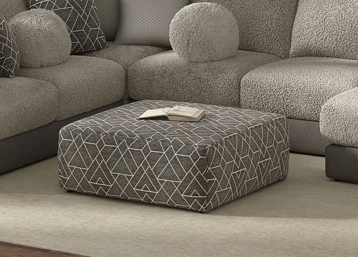 Ever Cocktail Ottoman