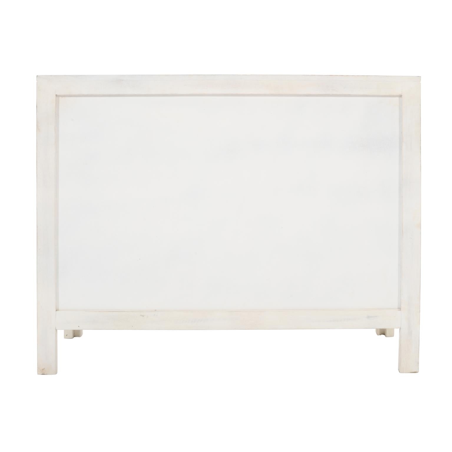 Lilly Accent Chest