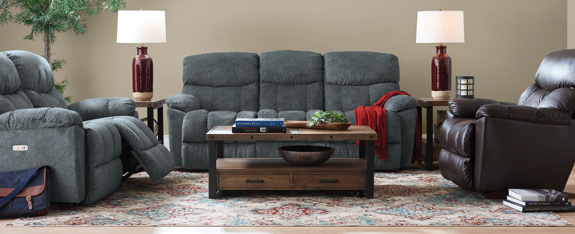 La-Z-Boy Gray Morrison Reclining Sofa 7664440 Room