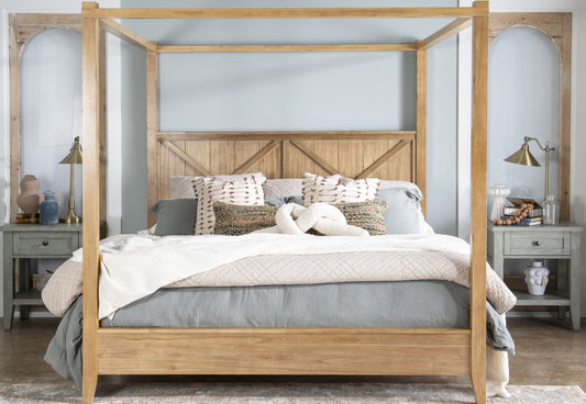 Trisha Yearwood XXX's & OOO's King Canopy Bed