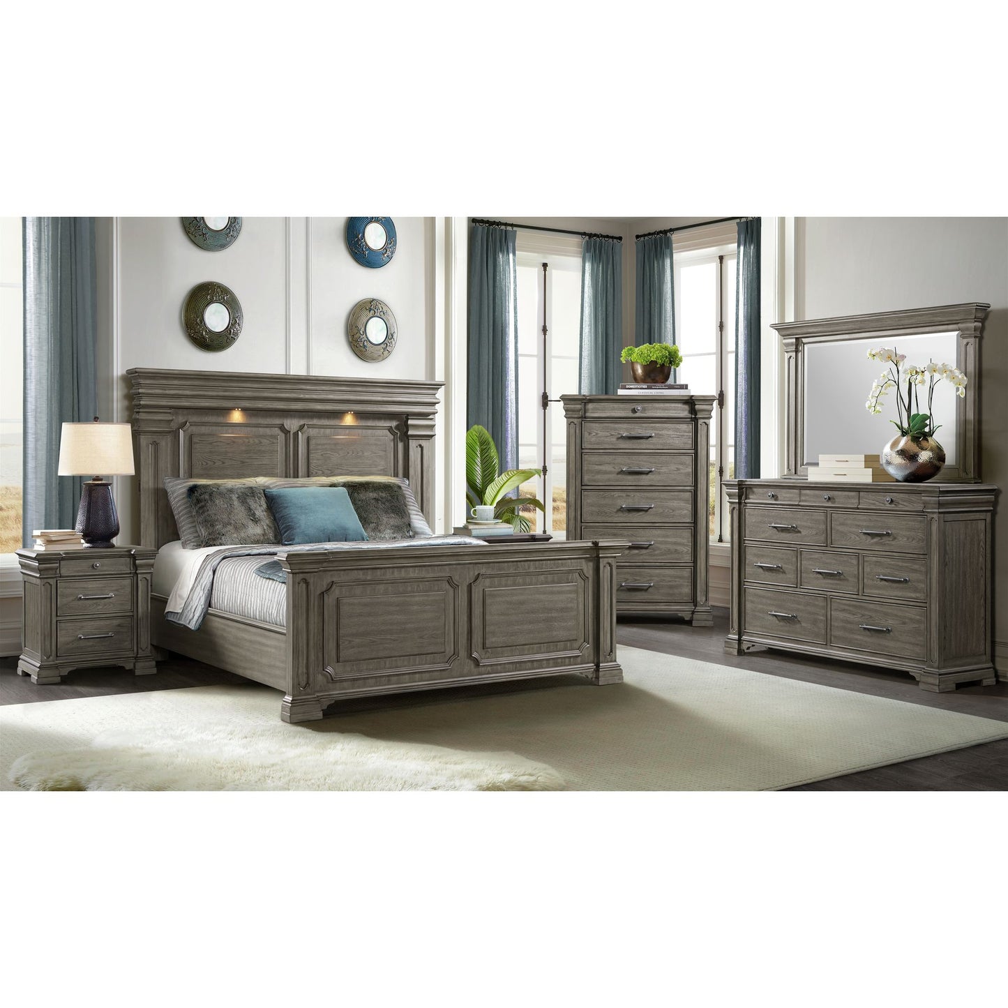 Monarch Queen Panel Bed