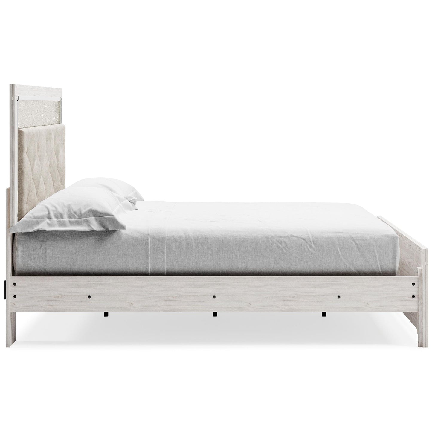 Altyra Queen Panel Bed