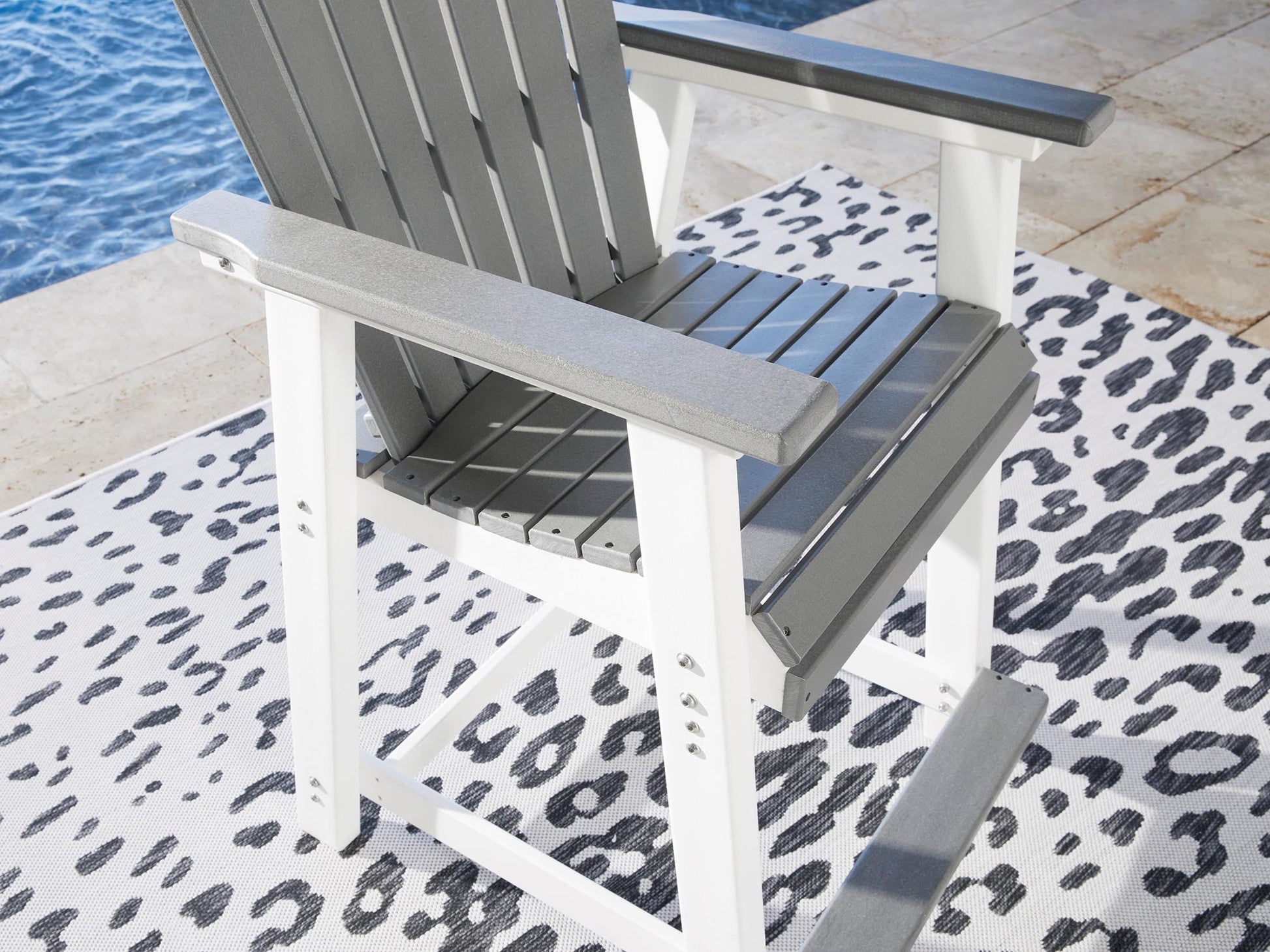 Transville Outdoor Dining Arm Chair (Set of 2)