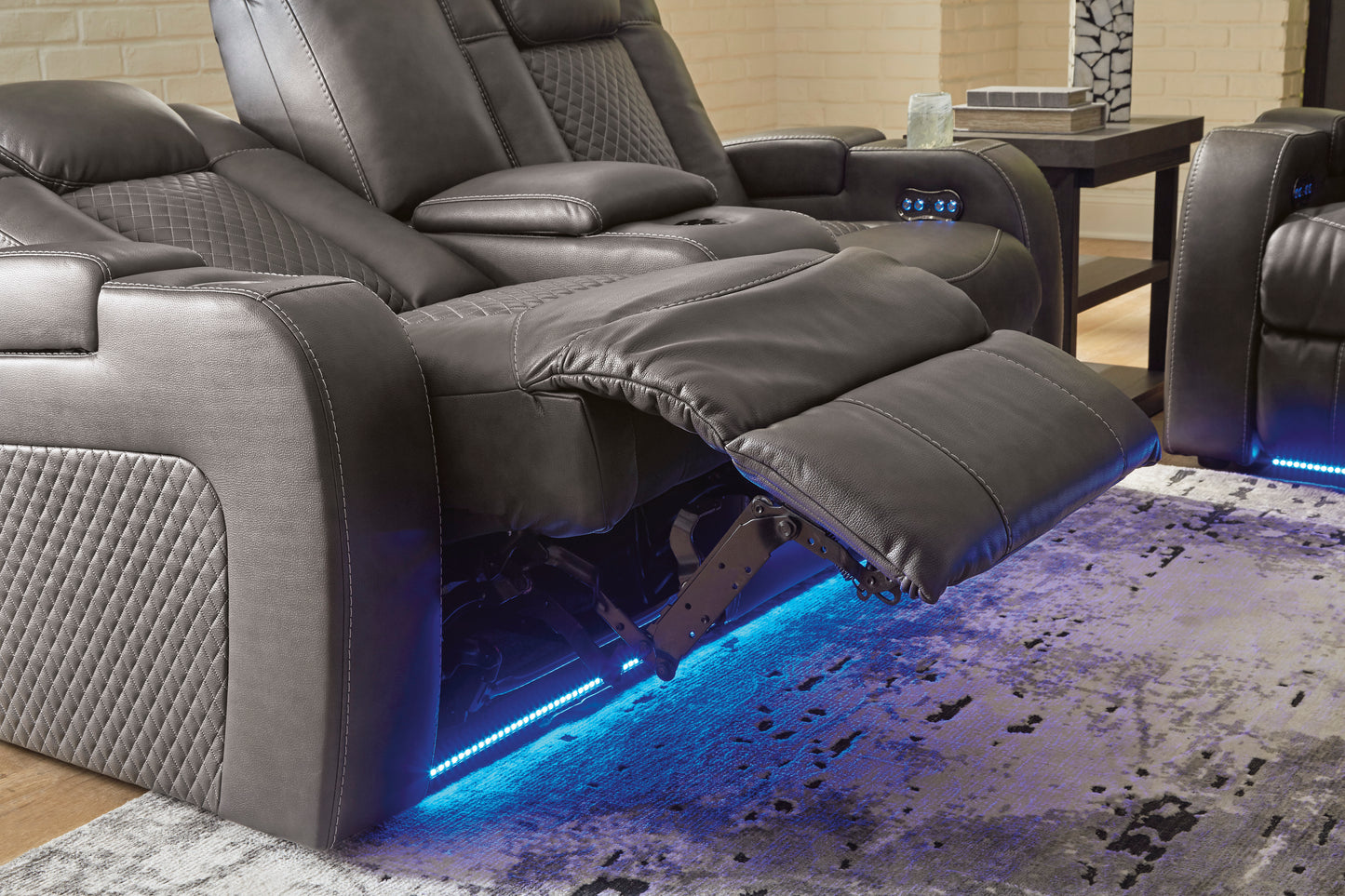 Fyne-Dyme Dual Power Reclining Loveseat with Console
