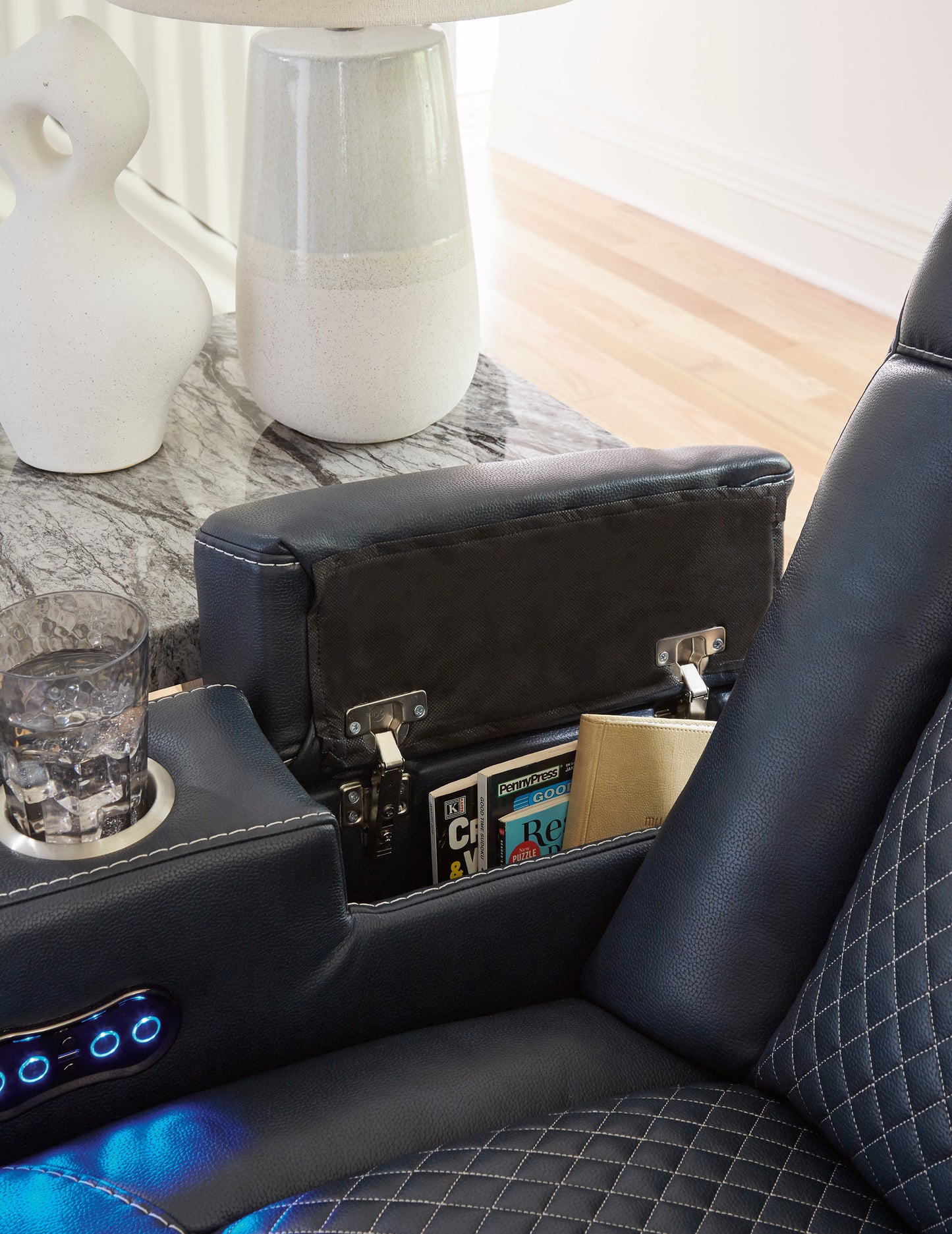 Fyne-Dyme Dual Power Reclining Loveseat with Console