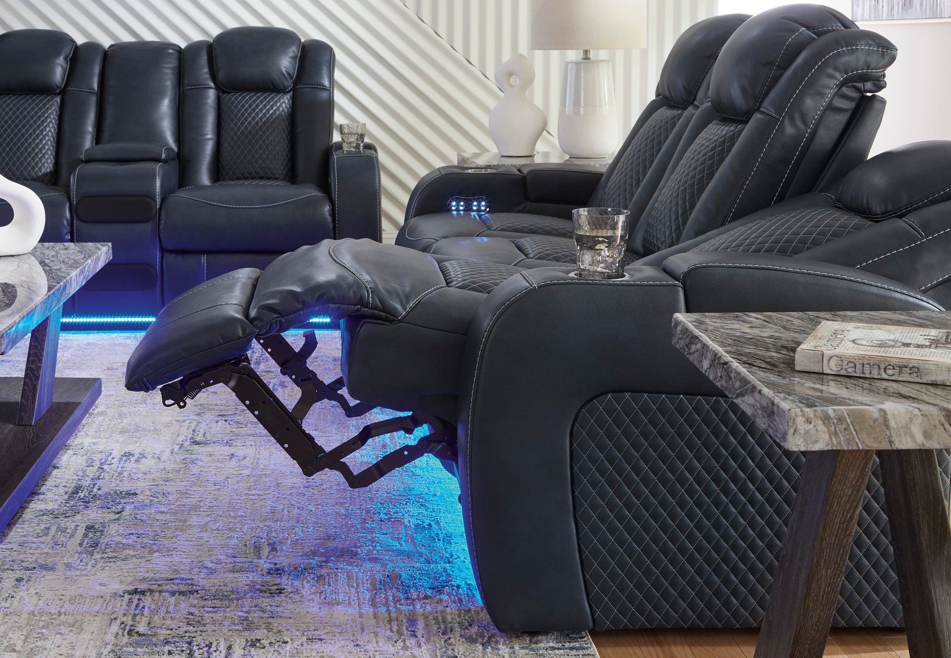 Fyne-Dyme Dual Power Reclining Loveseat with Console