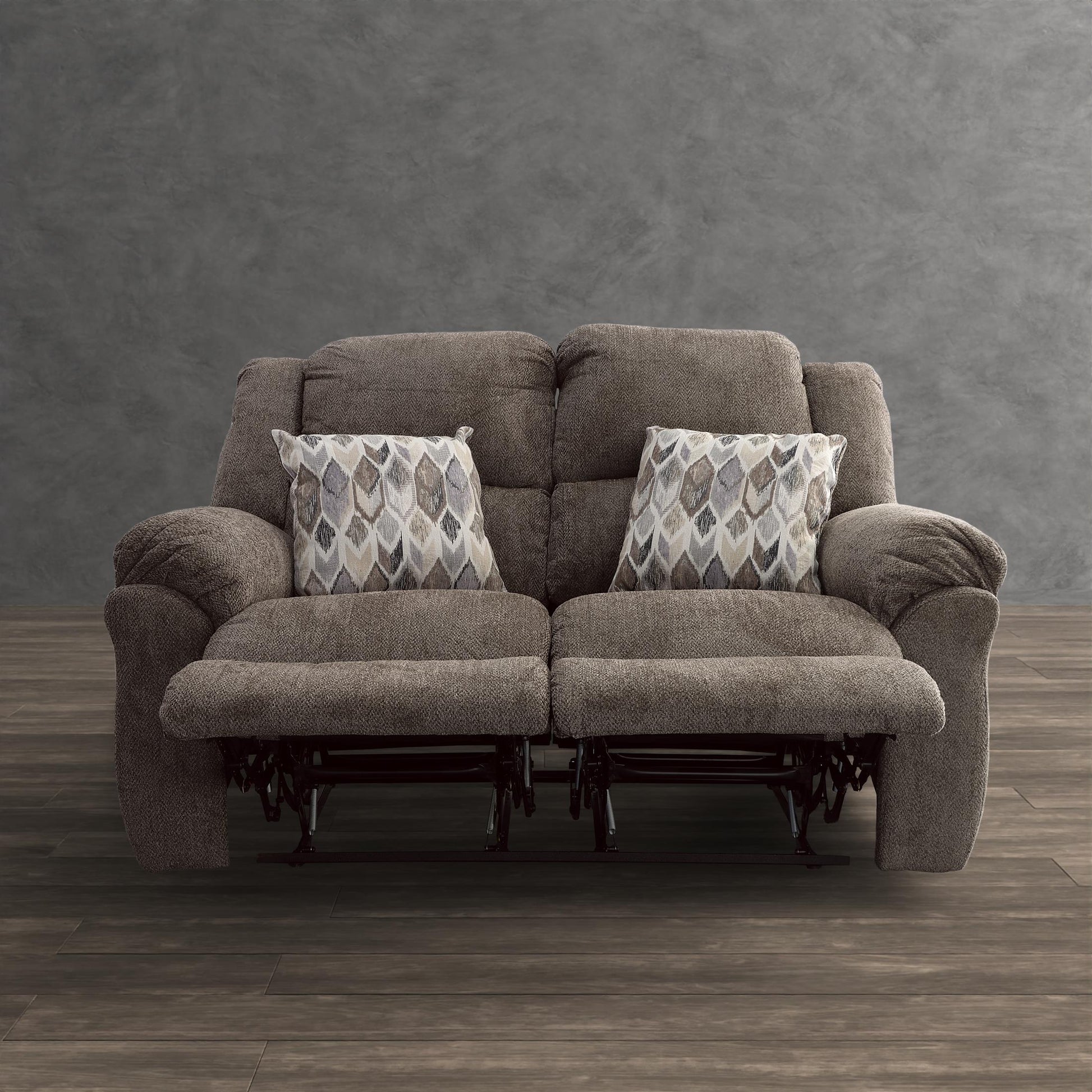 Venture Manual Reclining Loveseat