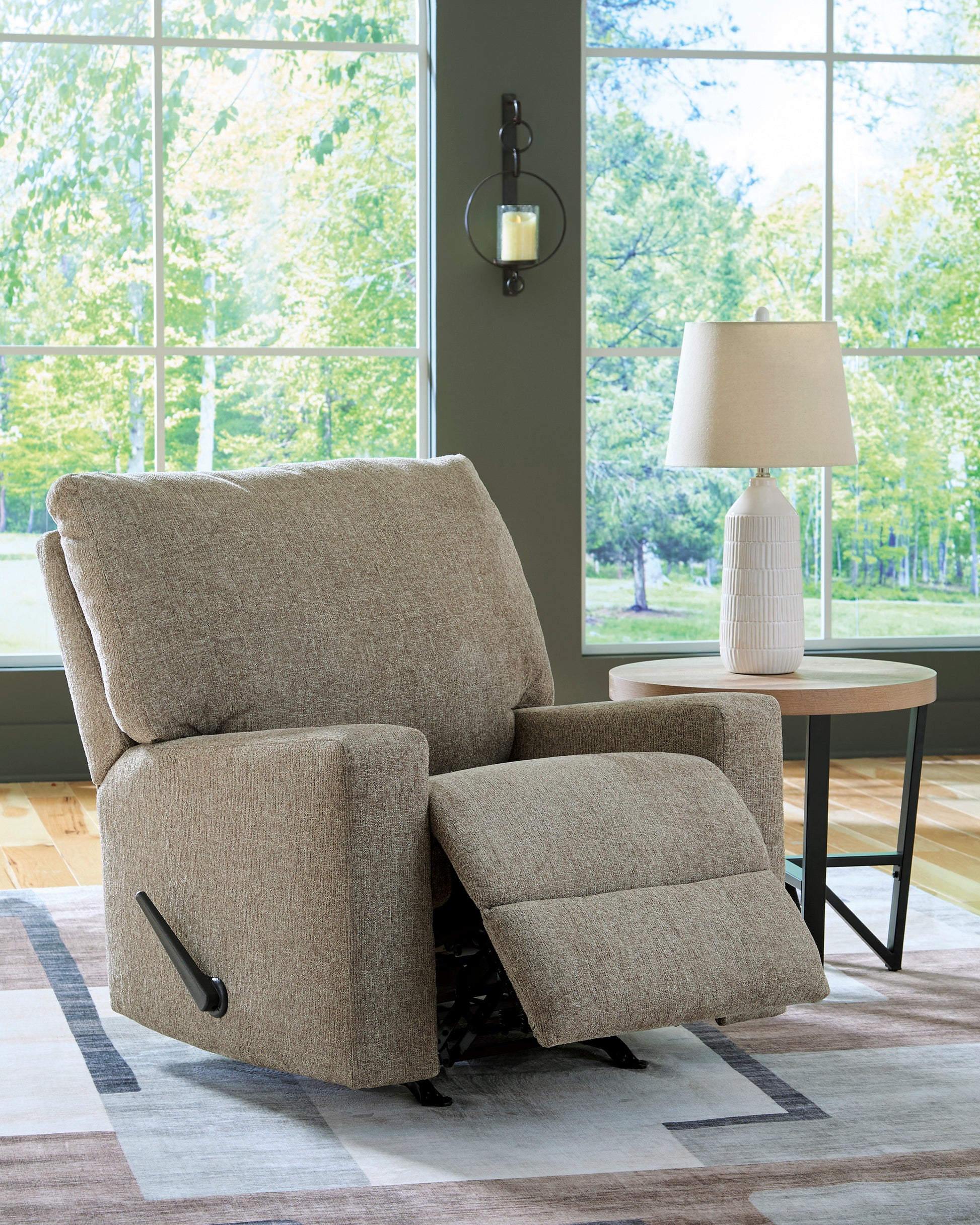 Newellen Rocker Recliner