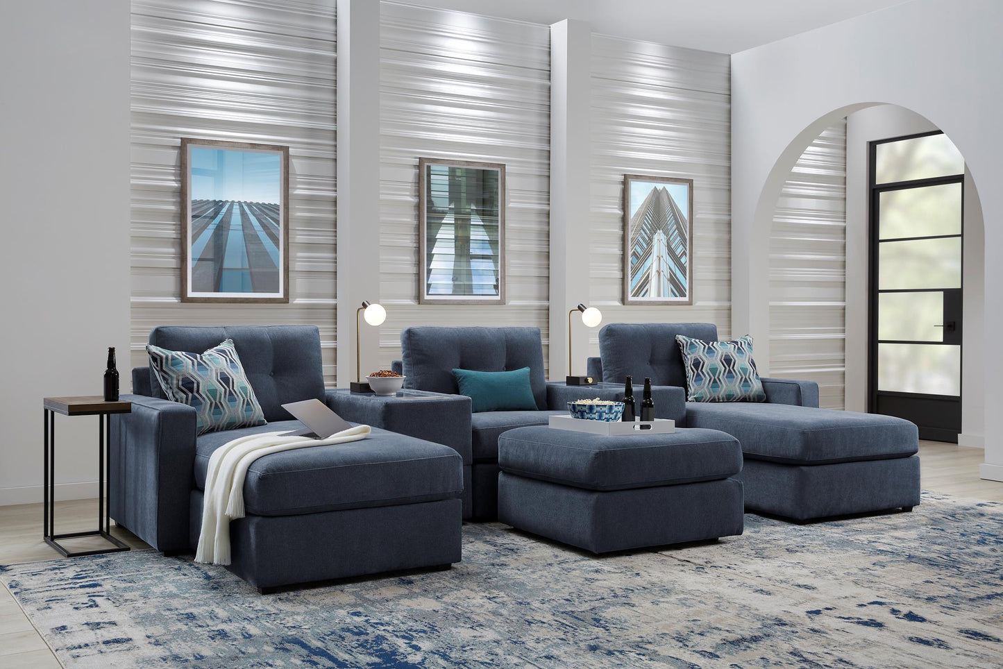 Modular One 5-Piece Theater Sectional with E-Console - Navy