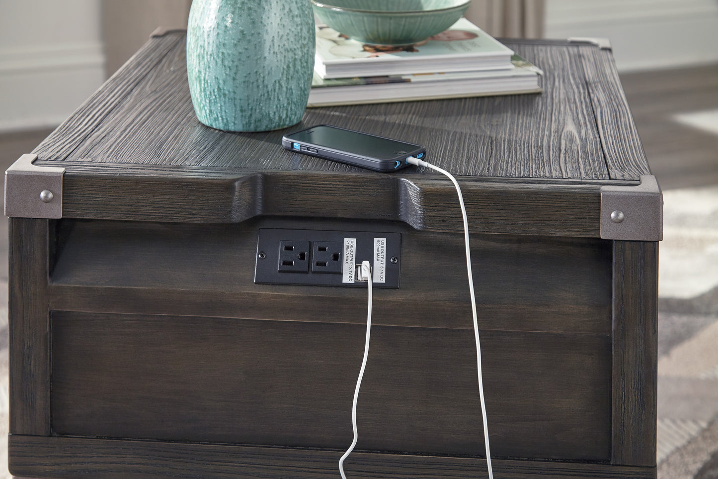 Todoe End Table with USB Ports & Outlets