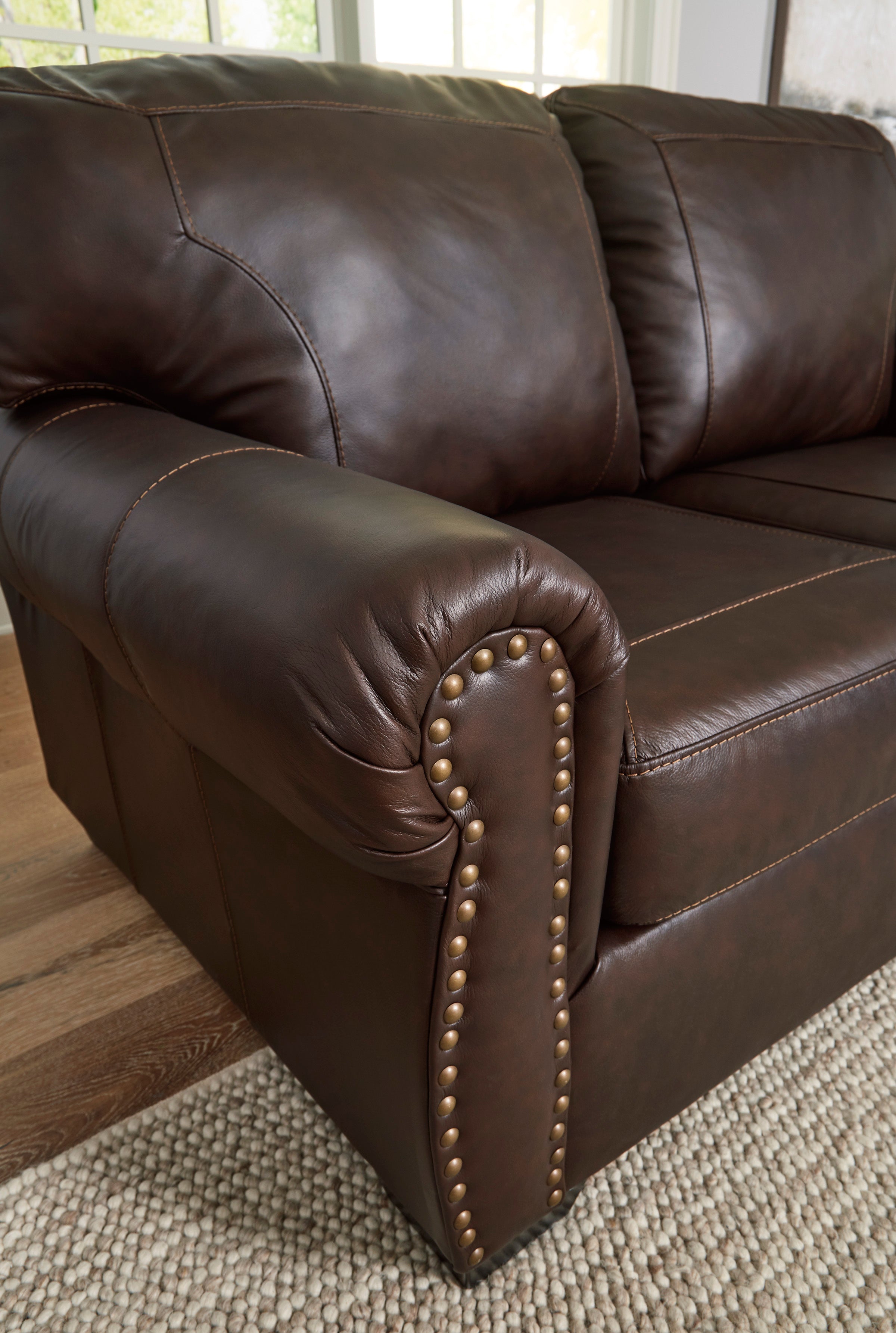 Colleton Leather Sofa – Levin Furniture