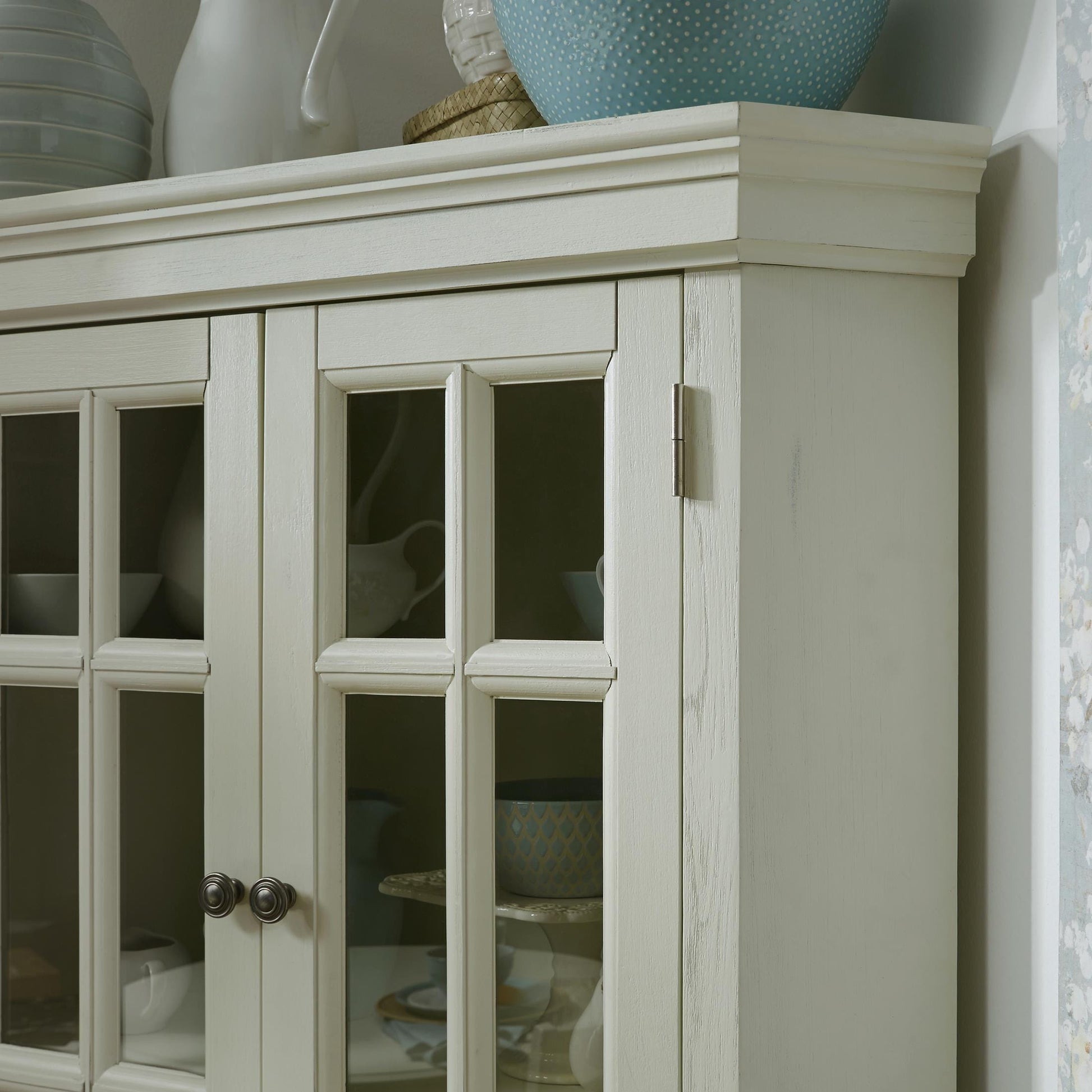 Bay Lodge Corner China Cabinet