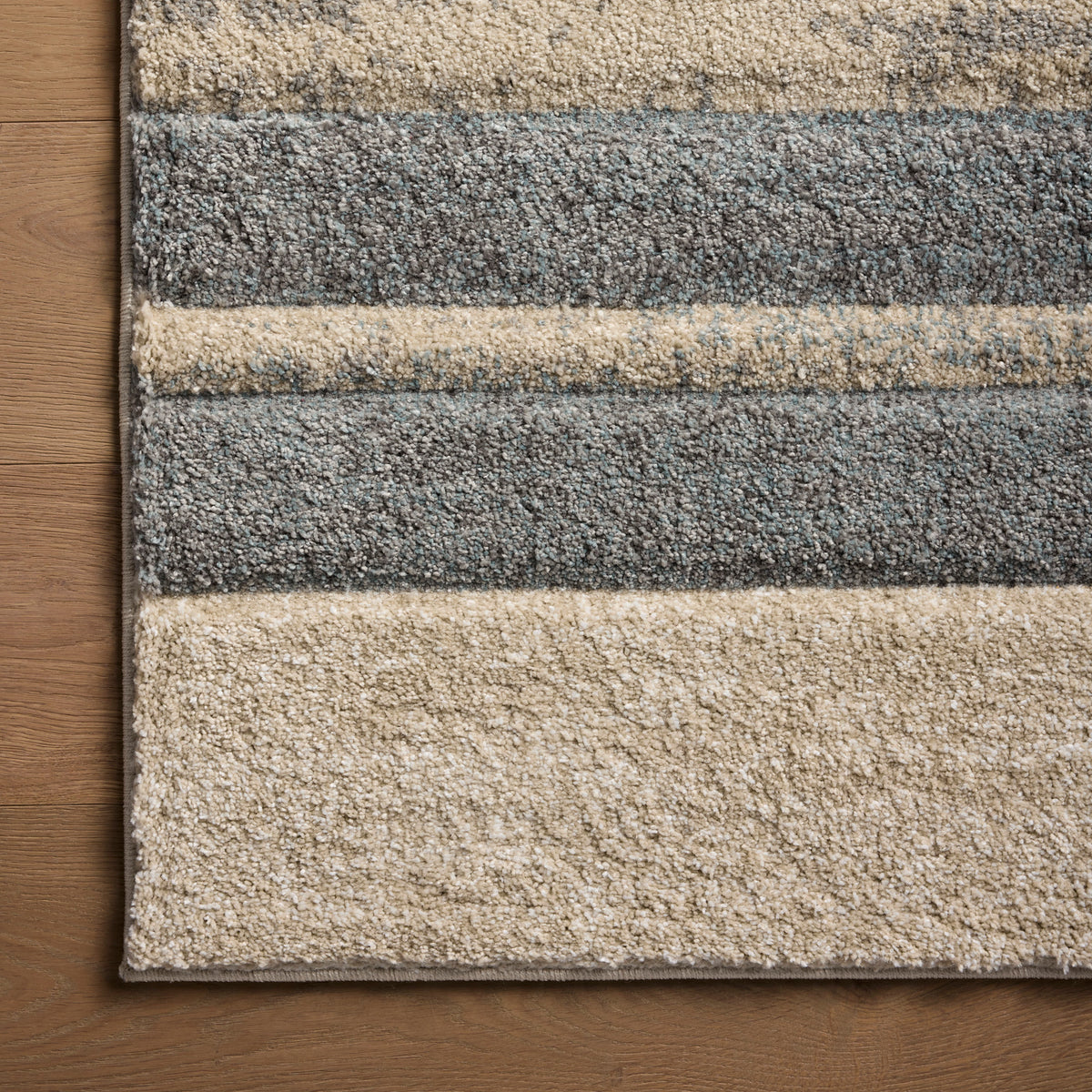 Silas 5'3" x 7'8" Rug