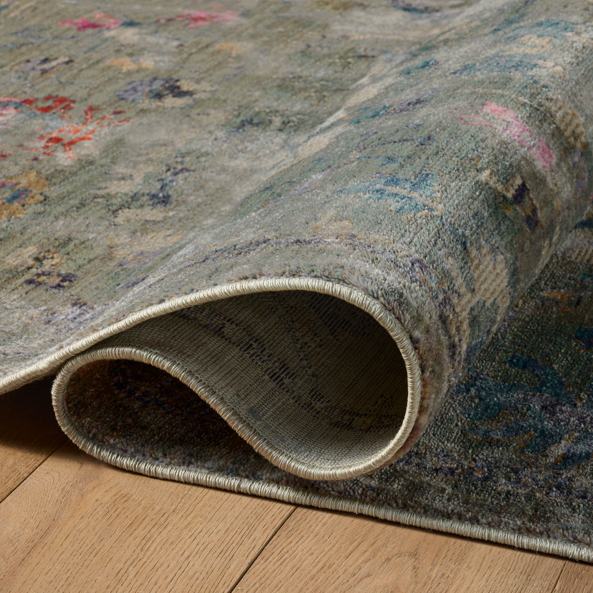 Giada 5'3" x 7'10" Rug