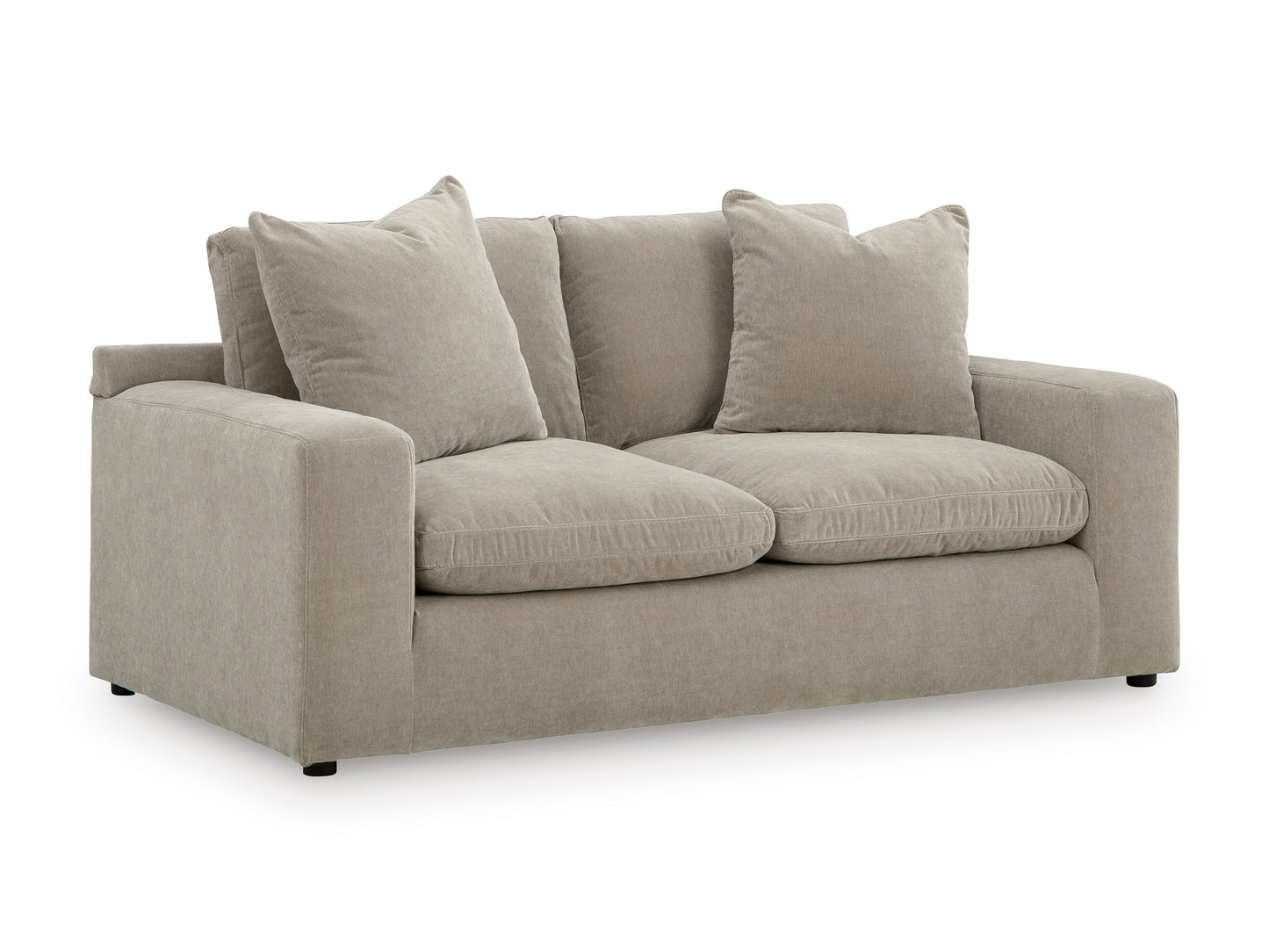 Maxton Heights Loveseat