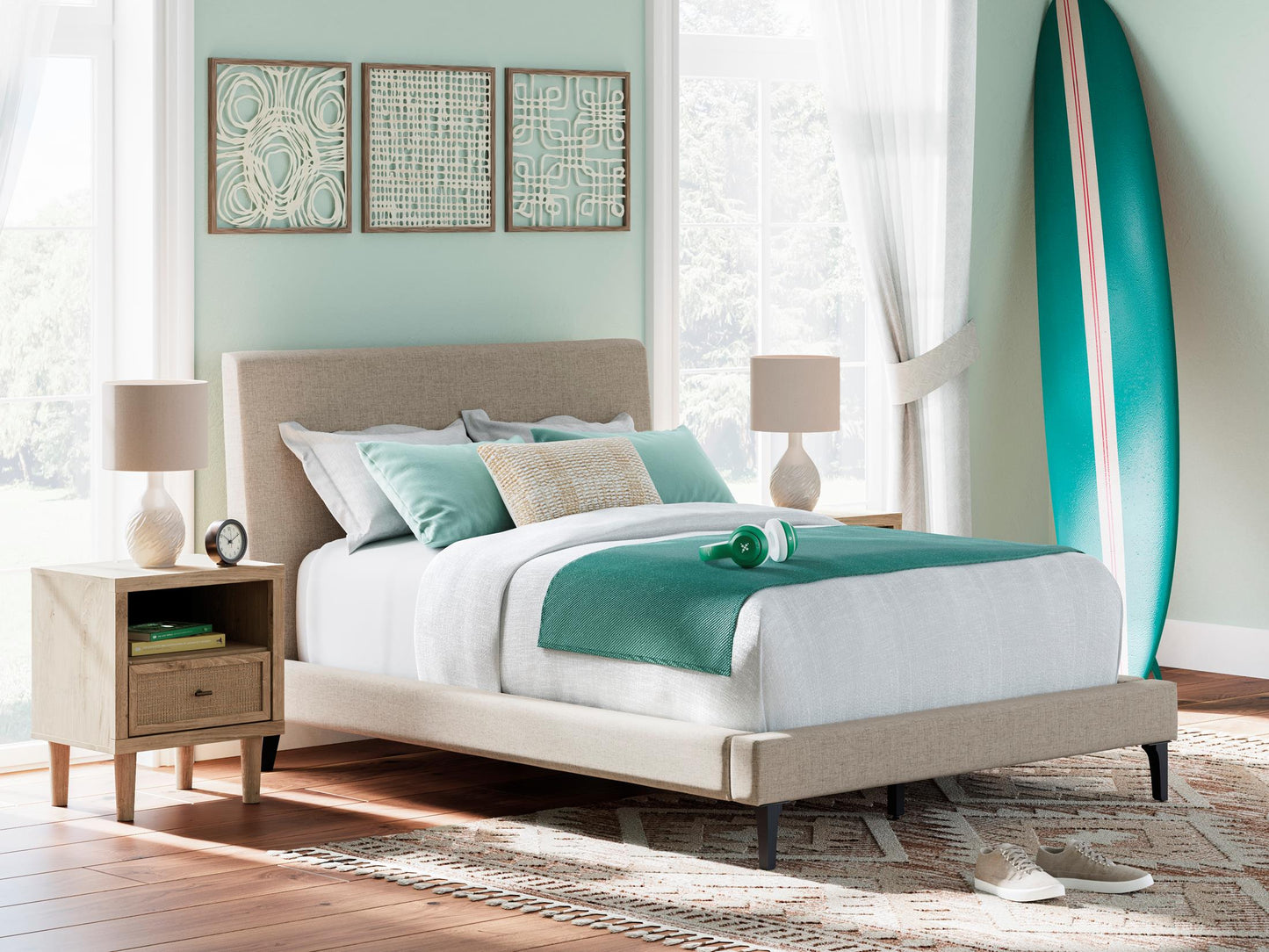 Cielden Upholstered Bed