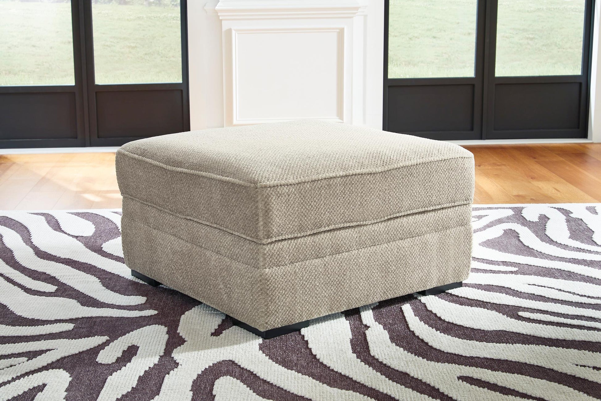 Calnita Ottoman With Storage