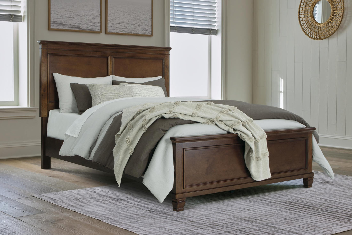 Danabrin Queen Panel Bed