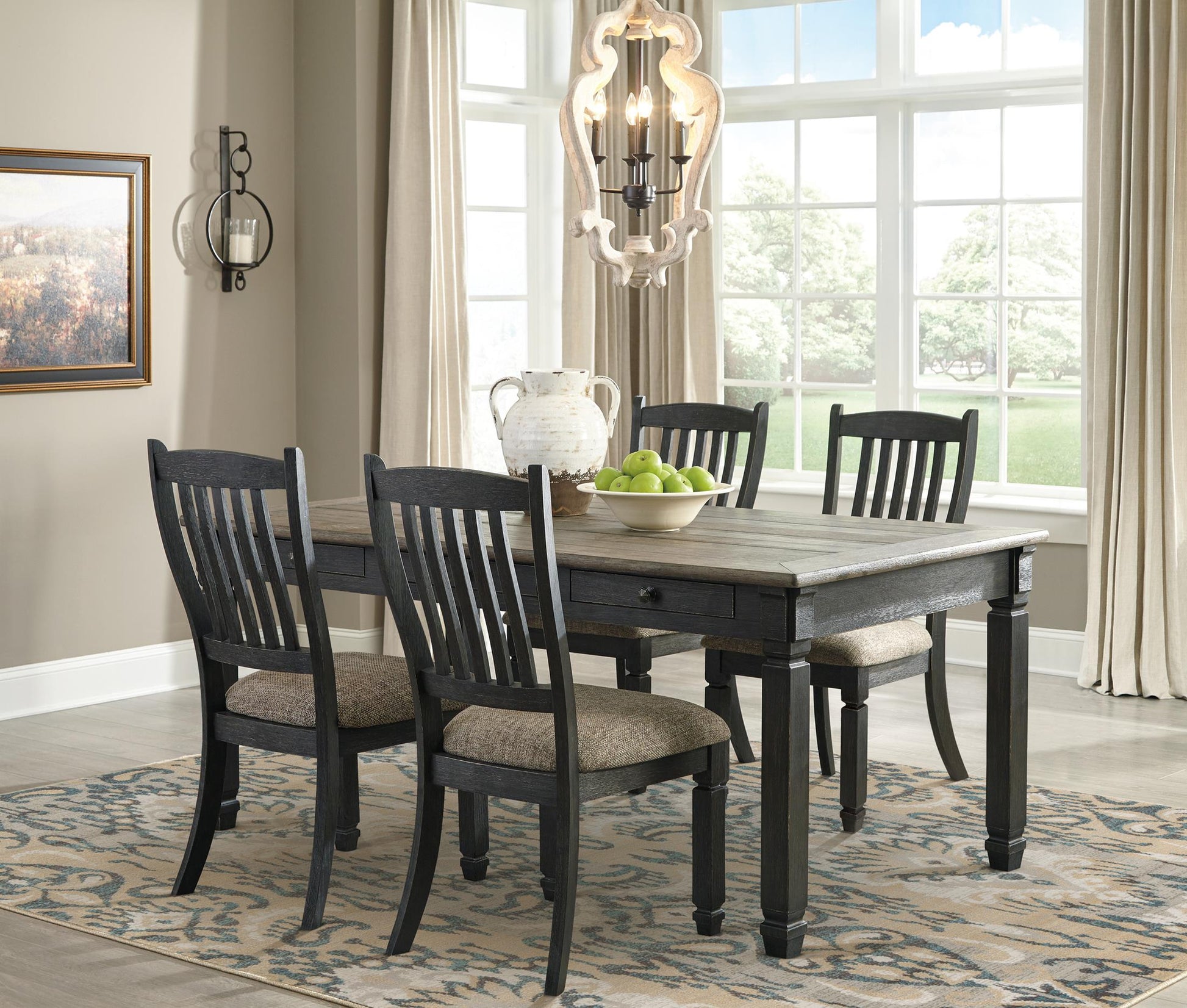 Tyler Creek 5-Piece Dining Set