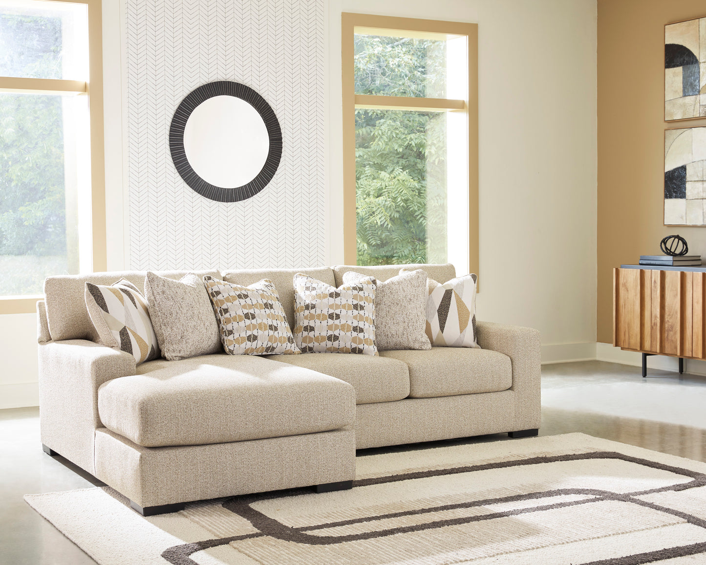 Ashley Laurelgrove 2-Piece Sectional Sofa Chaise
