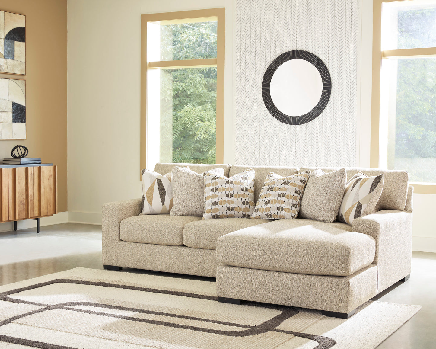 Ashley Laurelgrove 2-Piece Sectional Sofa Chaise