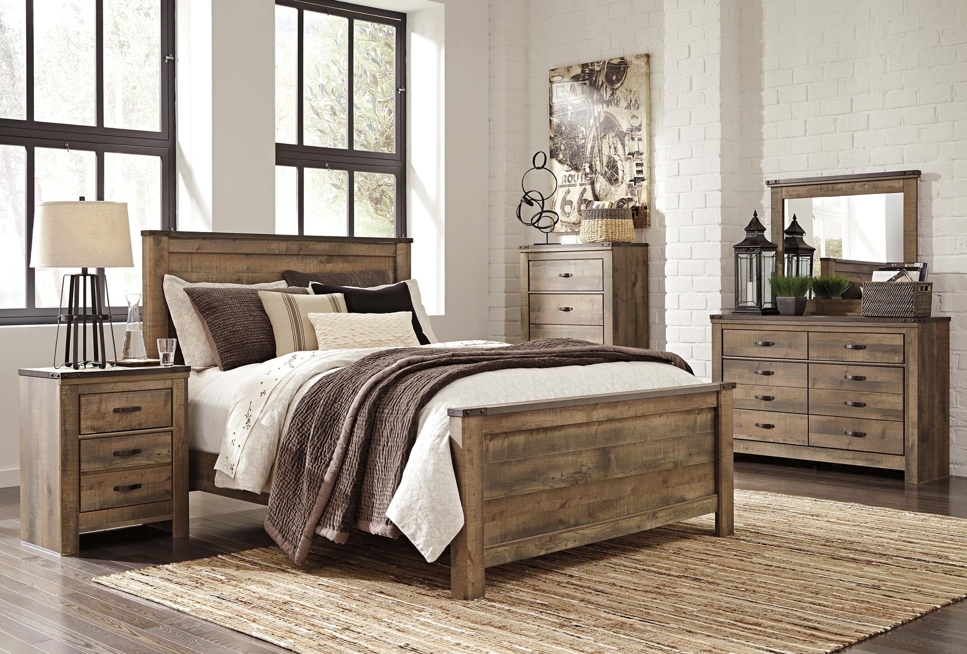 Trinell 4-Piece Queen Bedroom Set