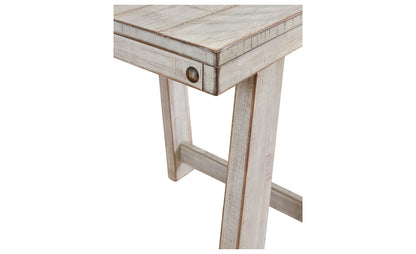 Carynhurst Table (Set of 3)