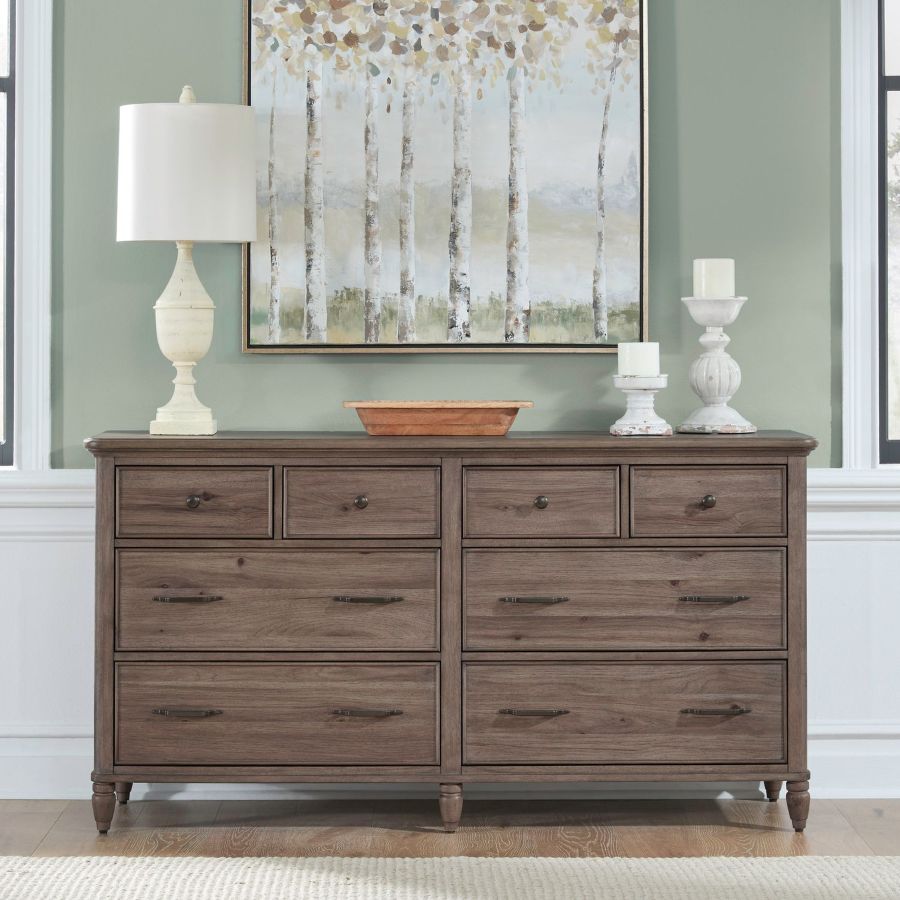 Hadley Dresser