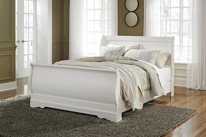 Anarasia 4-Piece Queen Sleigh Bedroom Set