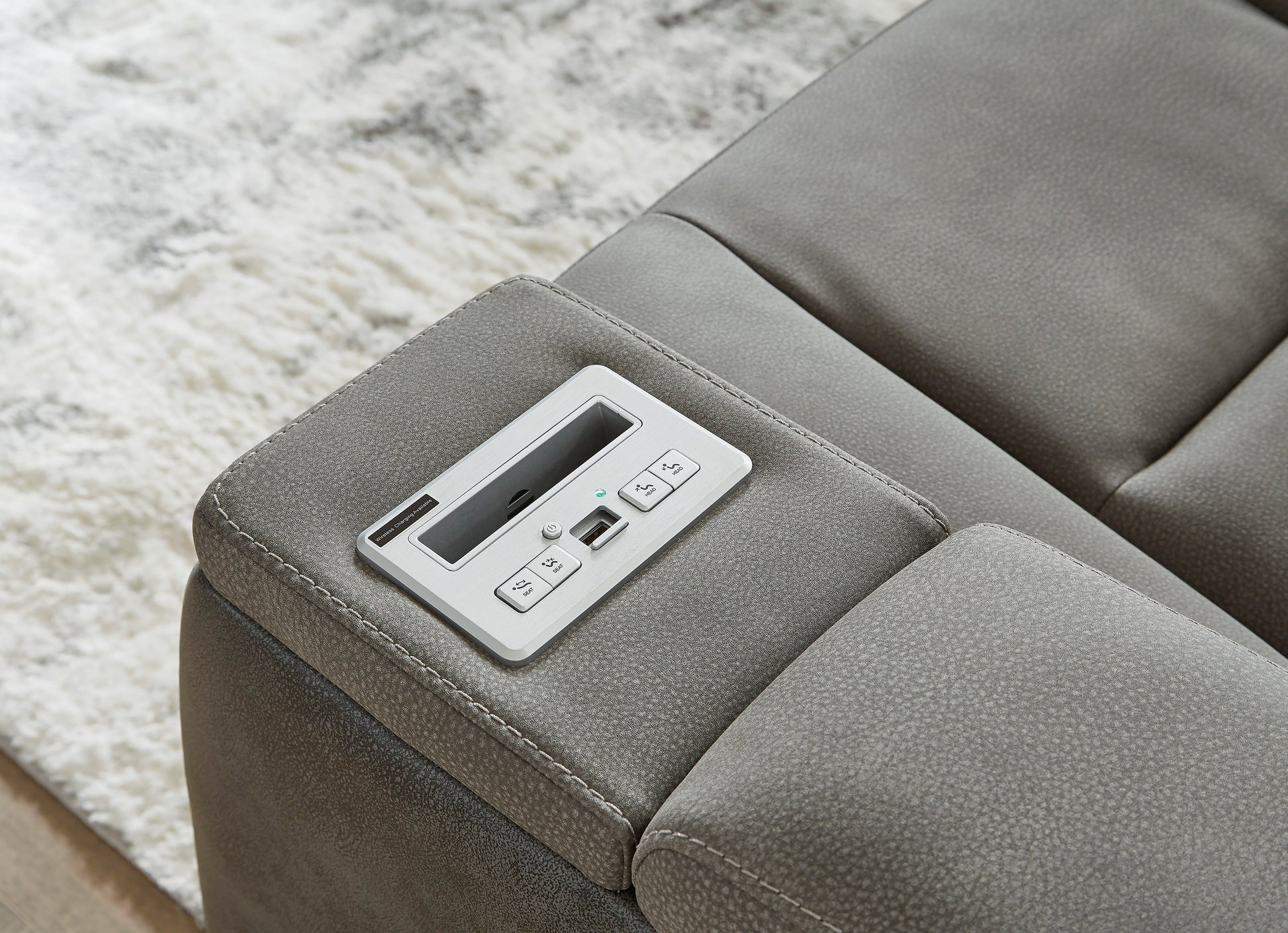 POWER RECLINING LOVESEAT