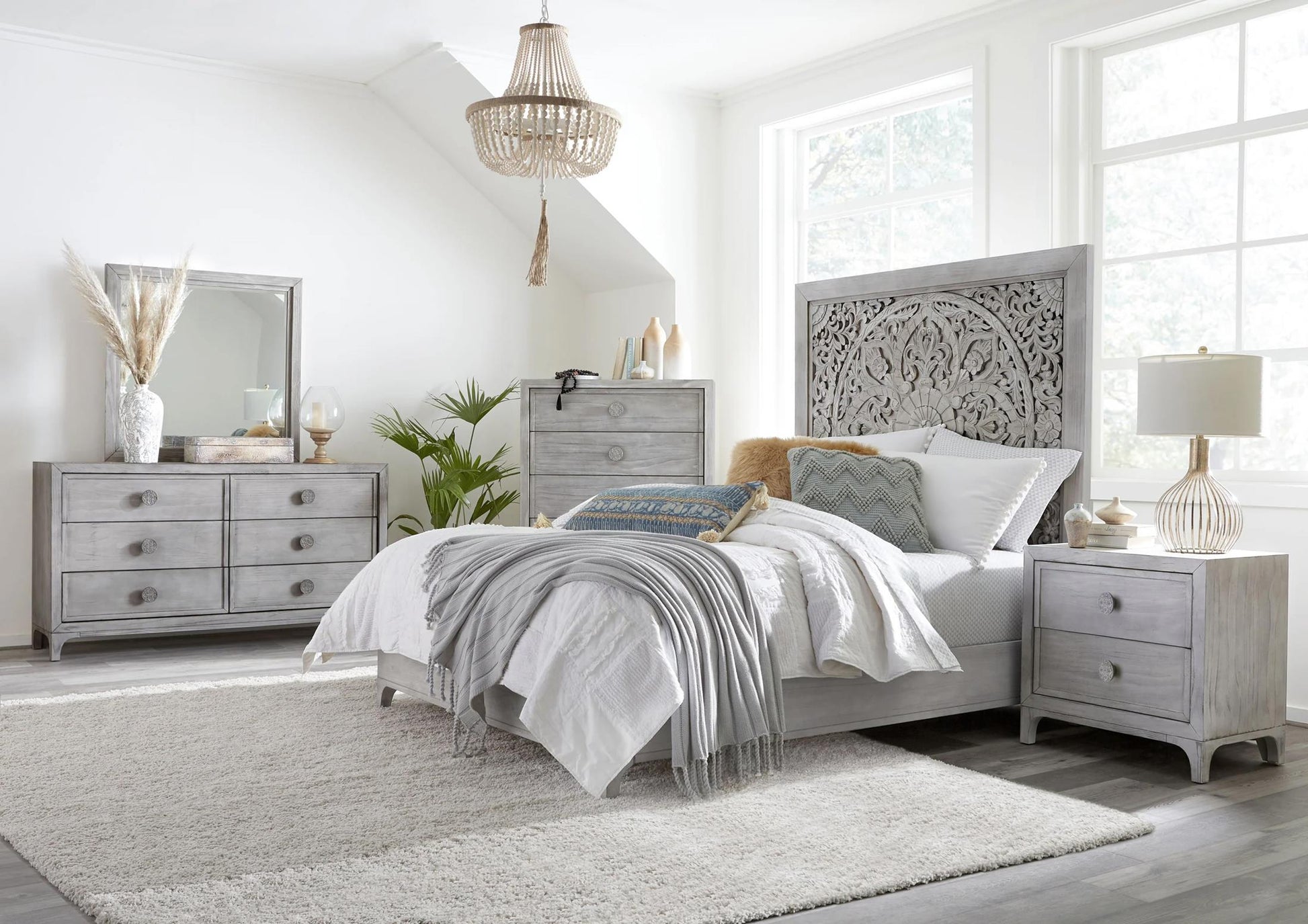 Iris 5-Piece Queen Bedroom Set