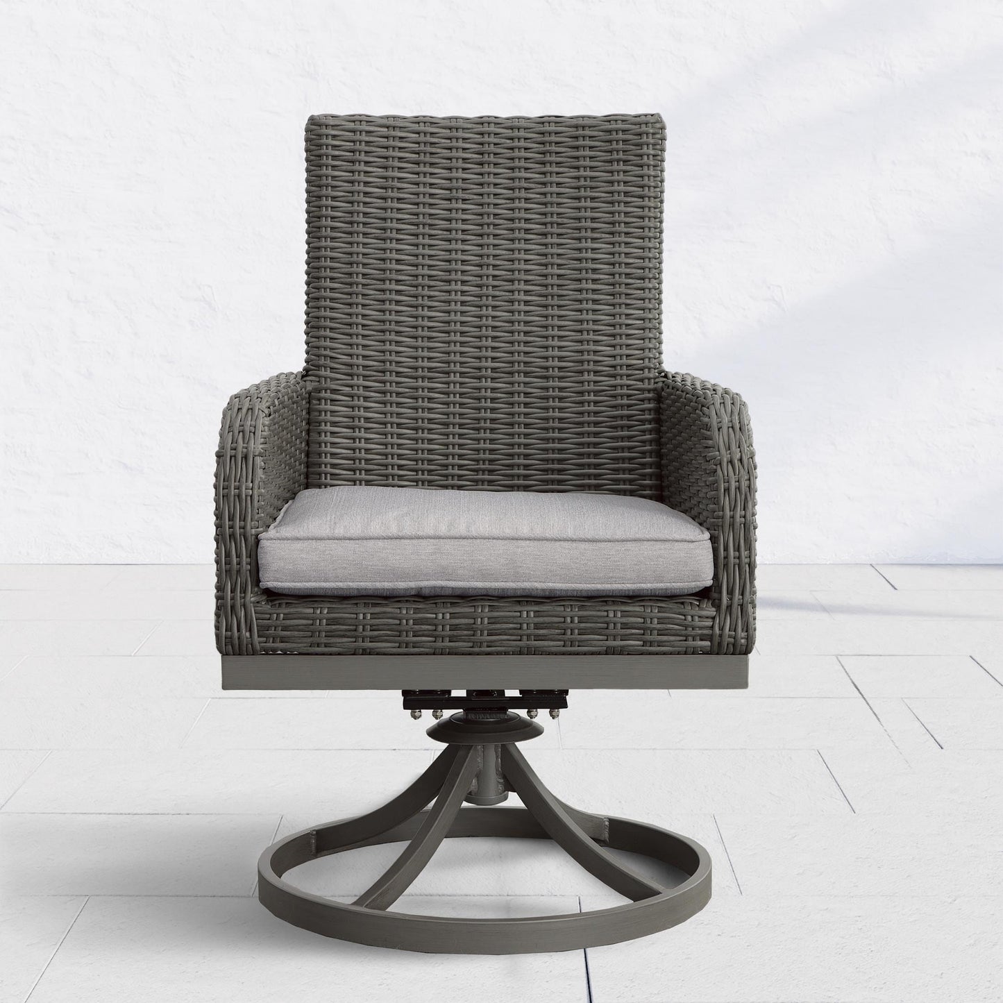 Elite Park Swivel Chair