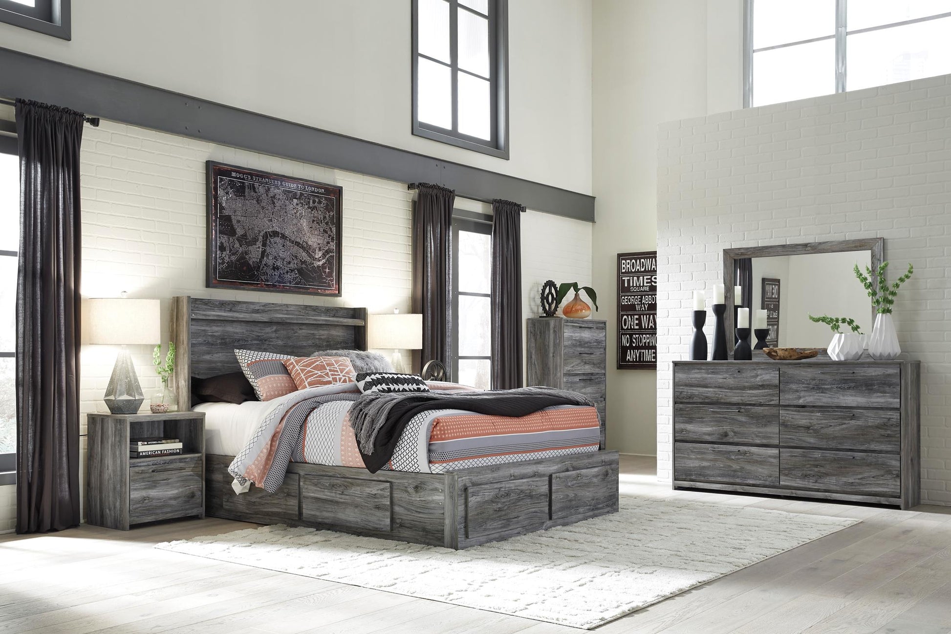 Baystorm Queen Panel Bed with 4 Storage Drawers