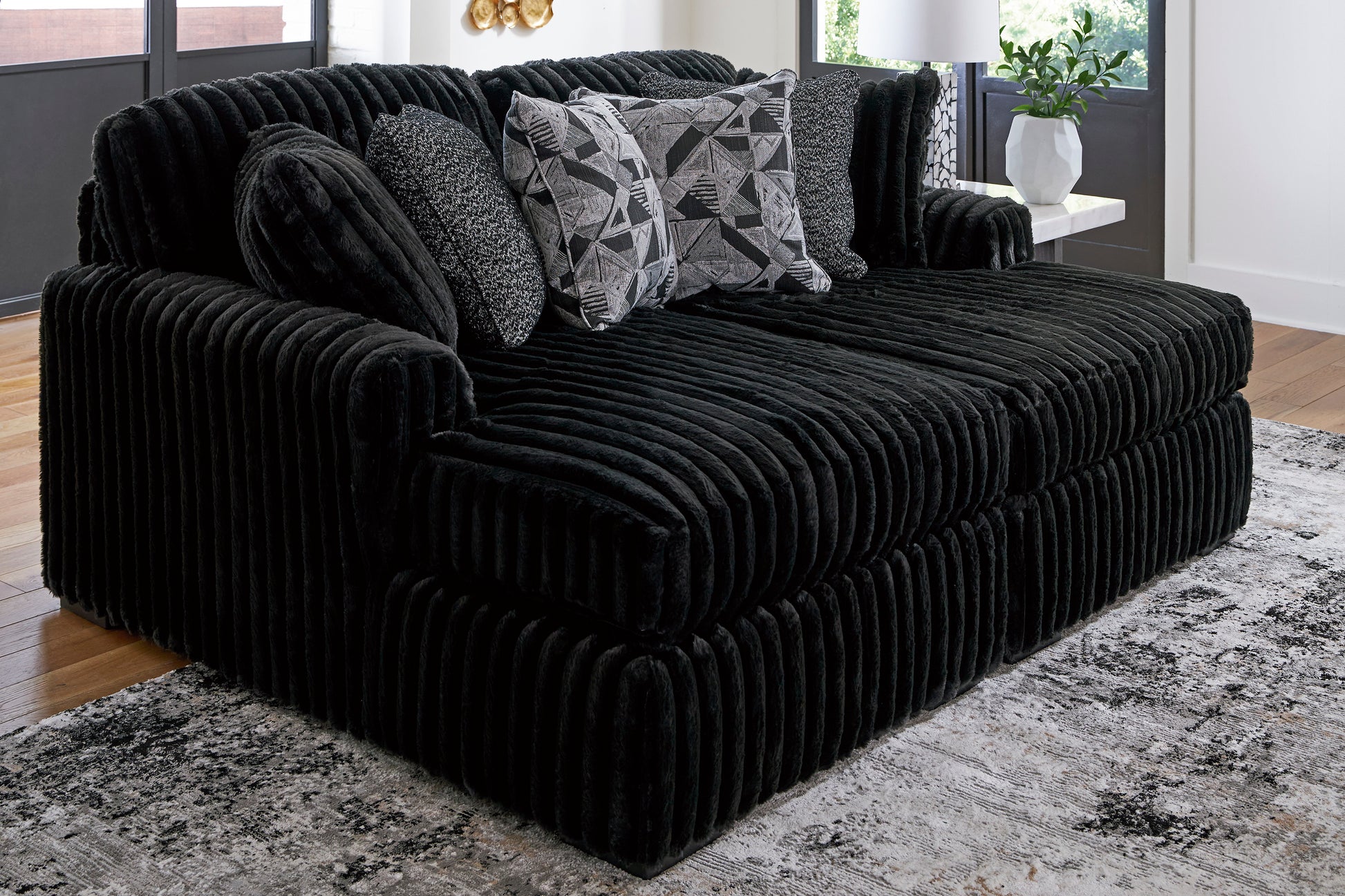 Ashley Midnight-Madness Super Chaise