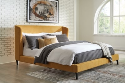 Maloken Upholstered Bed