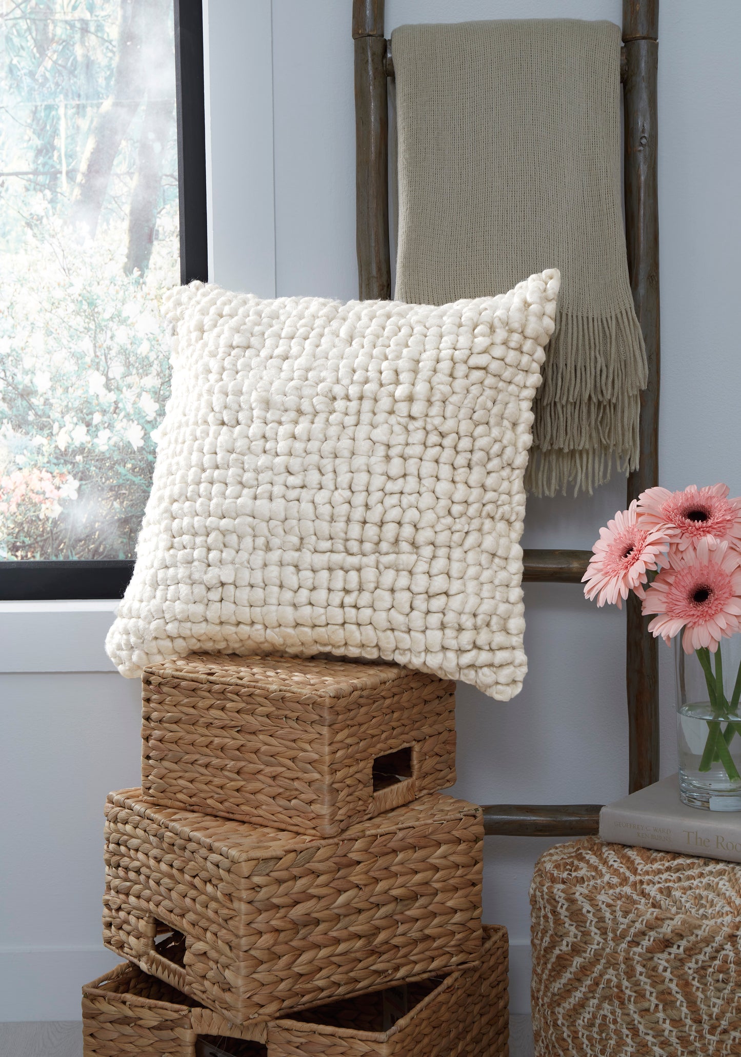 Ashley Aavie Pillow