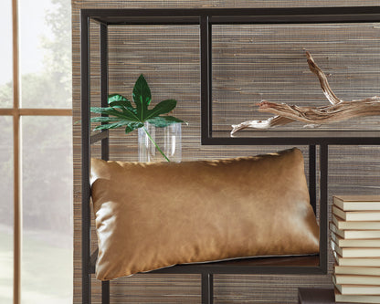 Danvale Pillow