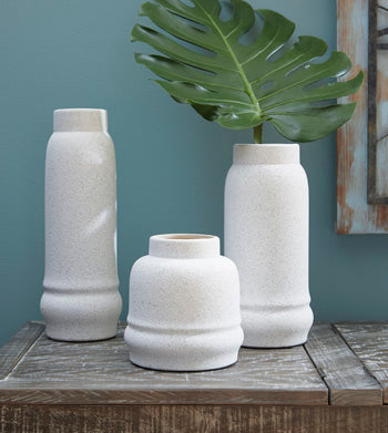 Jayden Vase (Set of 3)