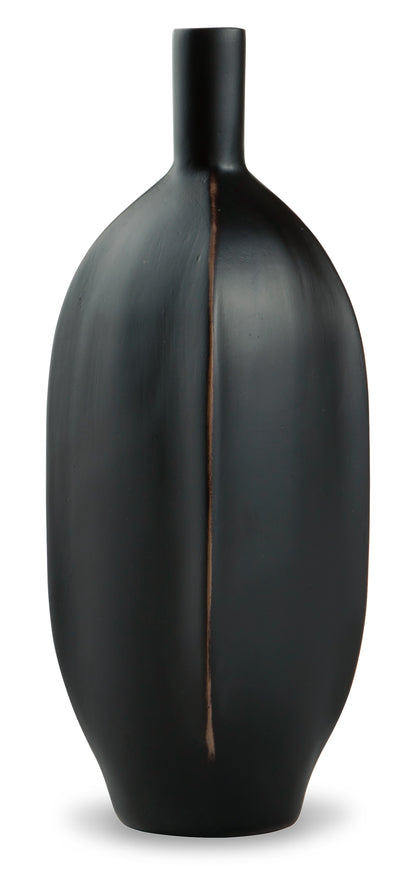 Rhaveney Vase 9"