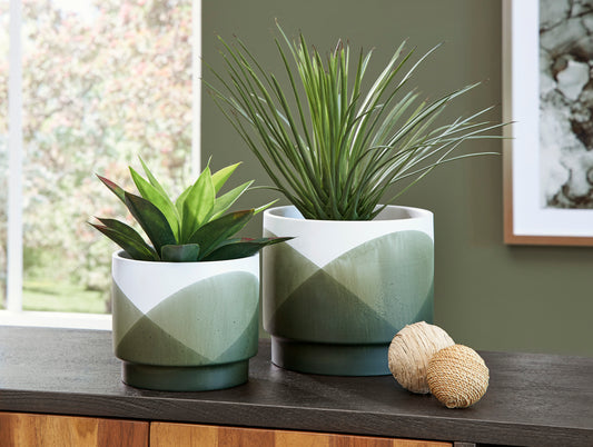 Ardenridge Planter (Set of 2) - alternate view